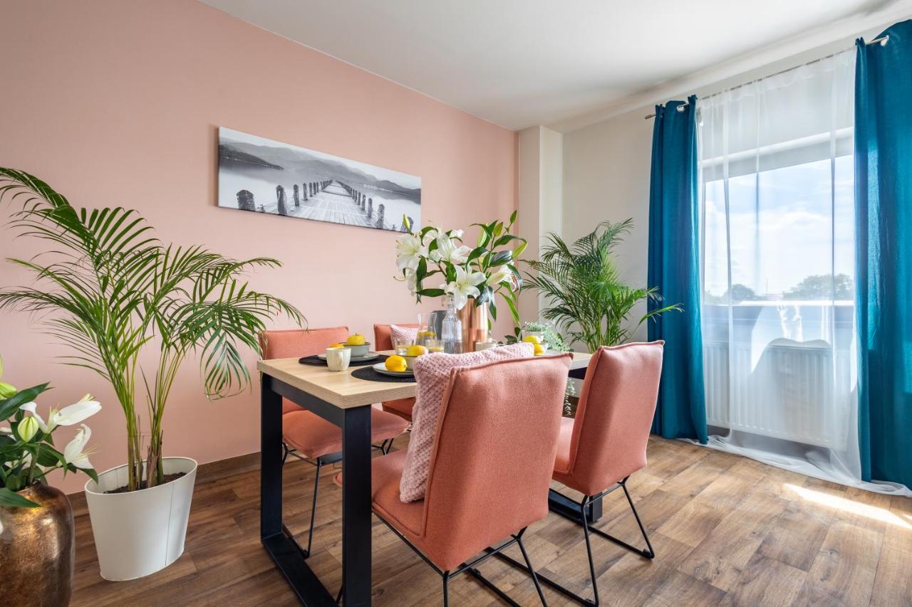 Hotel A4 Wroclaw - Bielany Bielany Wrocławskie Exteriör bild