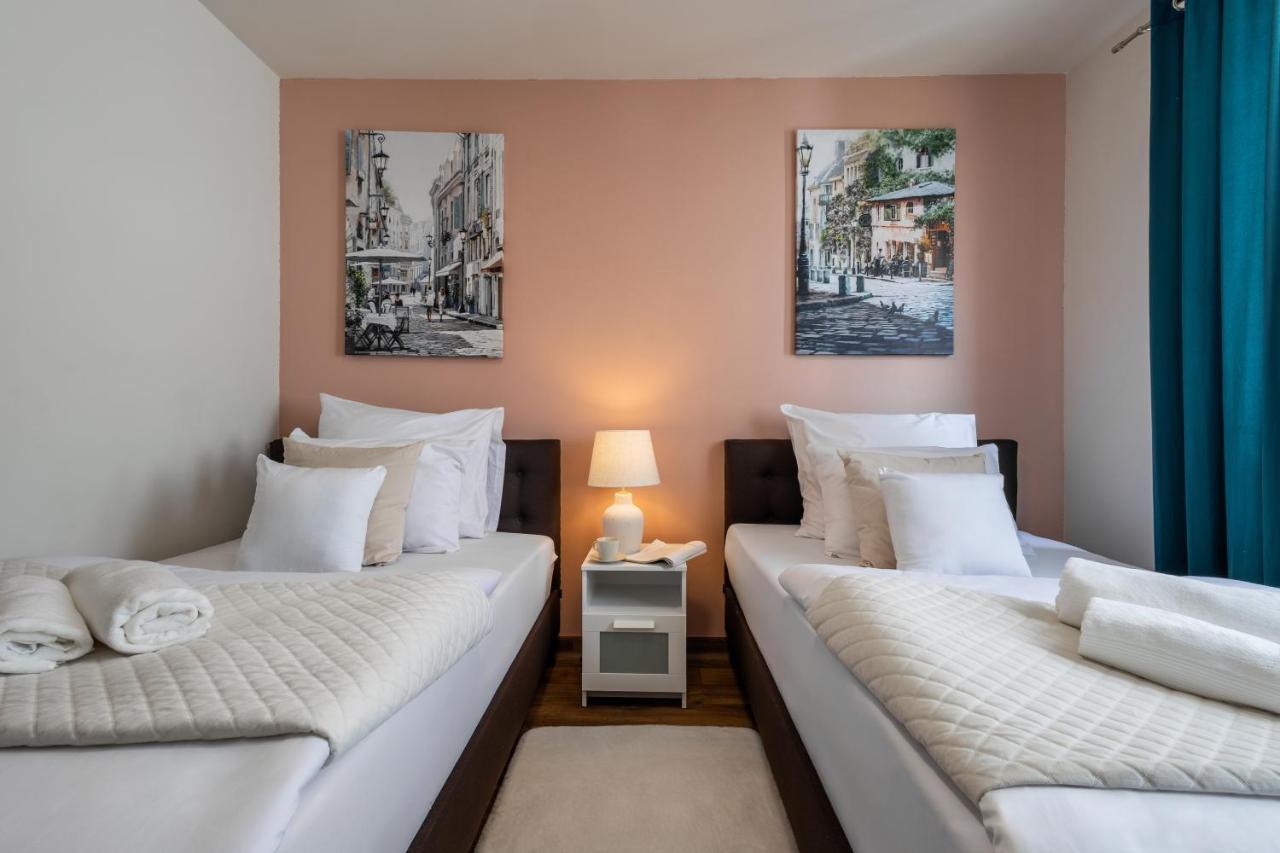 Hotel A4 Wroclaw - Bielany Bielany Wrocławskie Exteriör bild