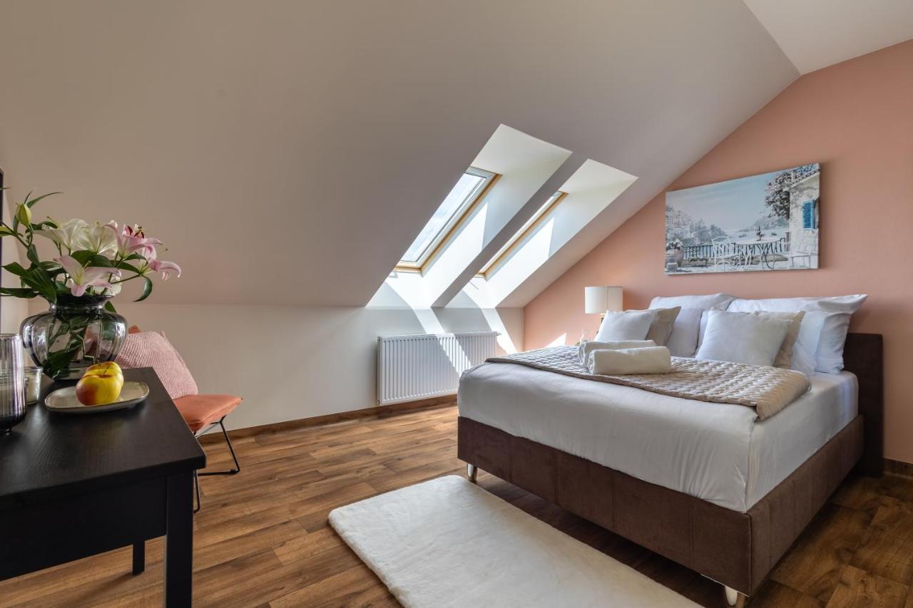 Hotel A4 Wroclaw - Bielany Bielany Wrocławskie Exteriör bild